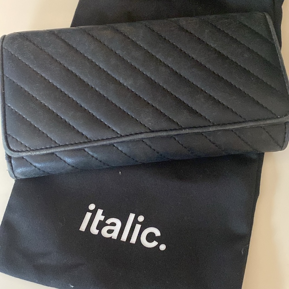 Italic quilted leather large wallet
